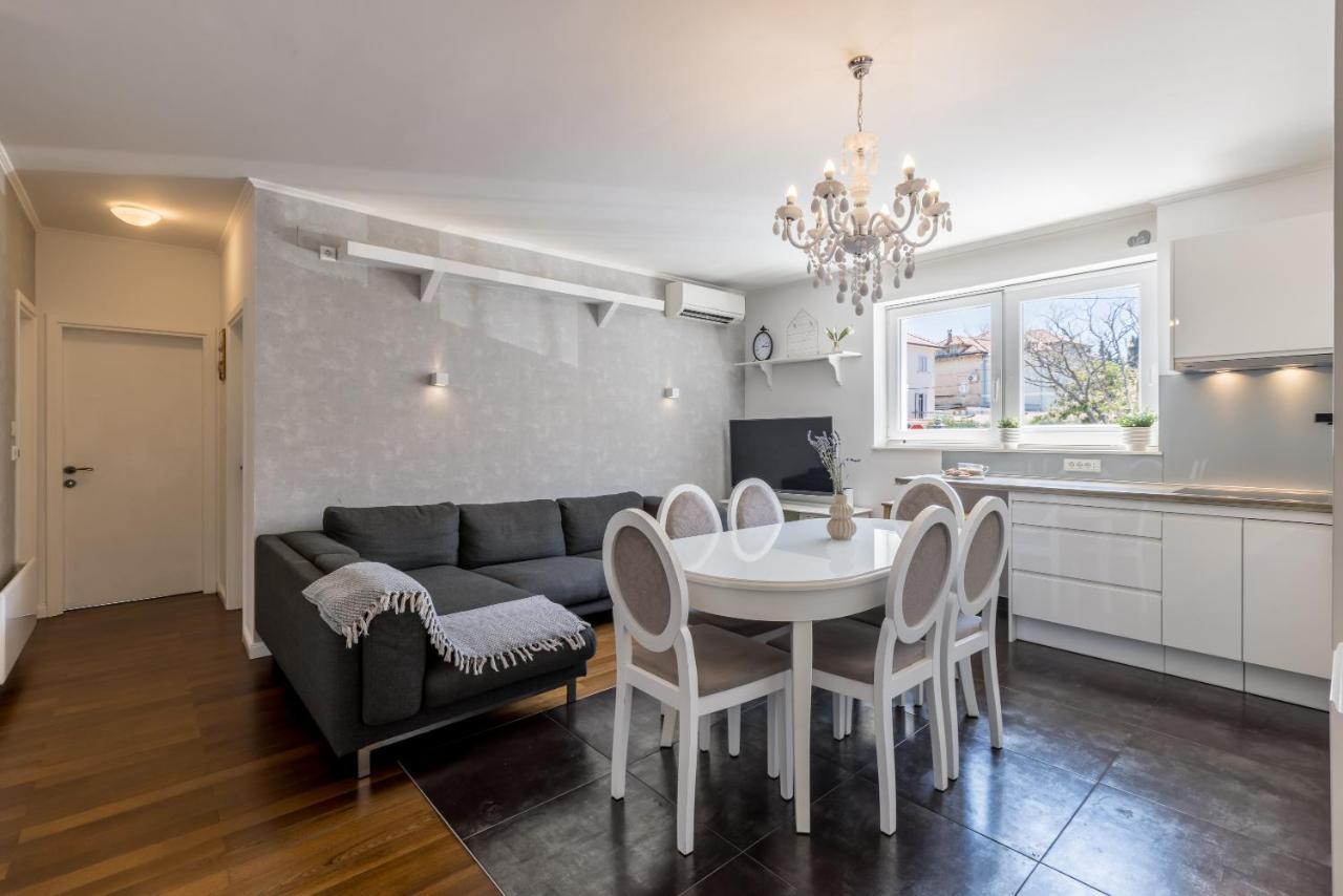 Central Park Apartment With Terrace Split Zewnętrze zdjęcie