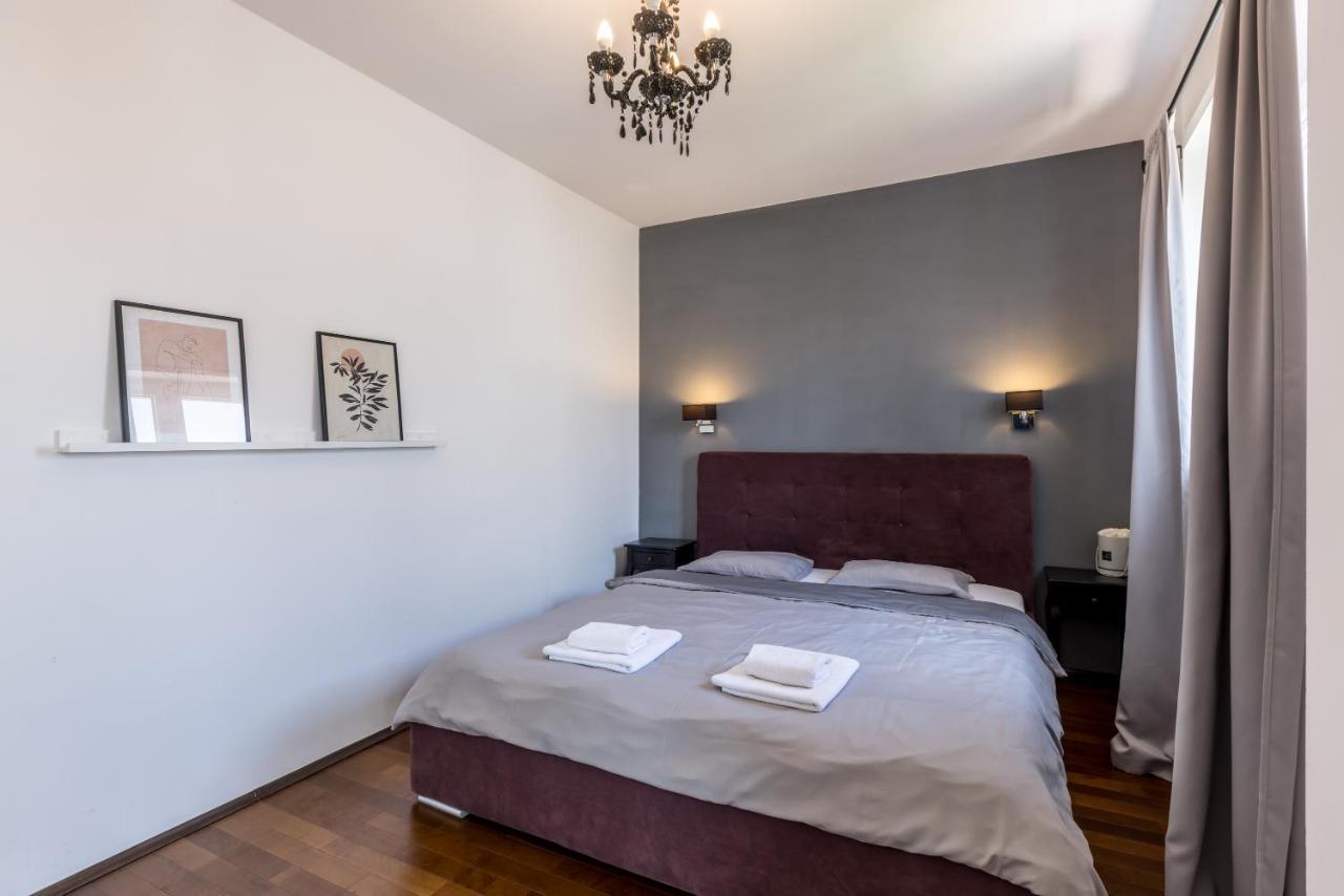Central Park Apartment With Terrace Split Zewnętrze zdjęcie