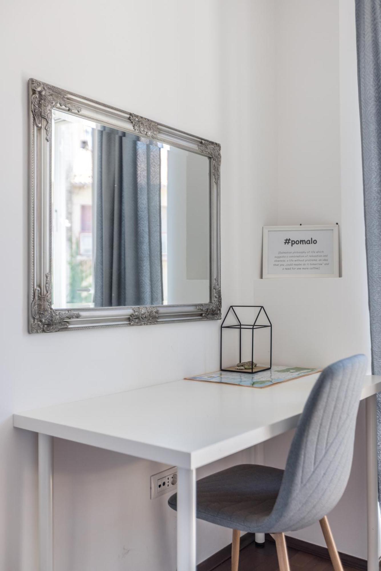 Central Park Apartment With Terrace Split Zewnętrze zdjęcie